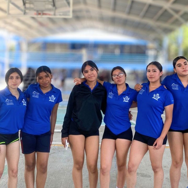 Equipo femenil de handball de Secundaria