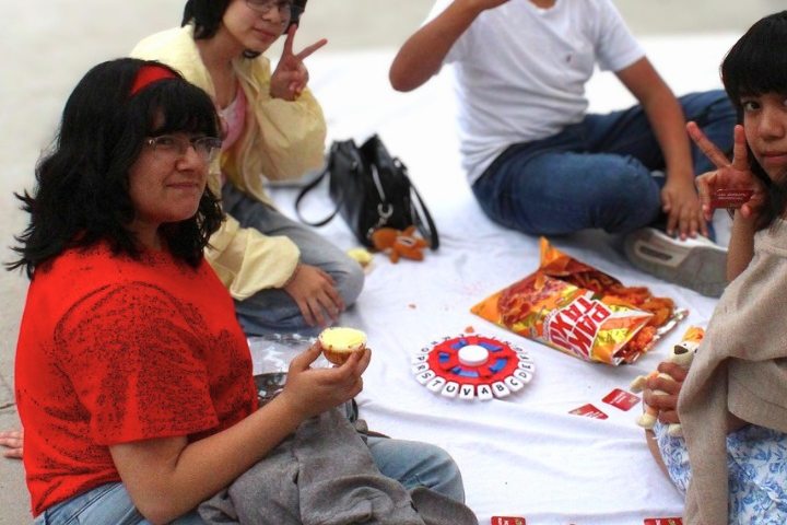 Convivencia de alumnos durante el picnic escolar