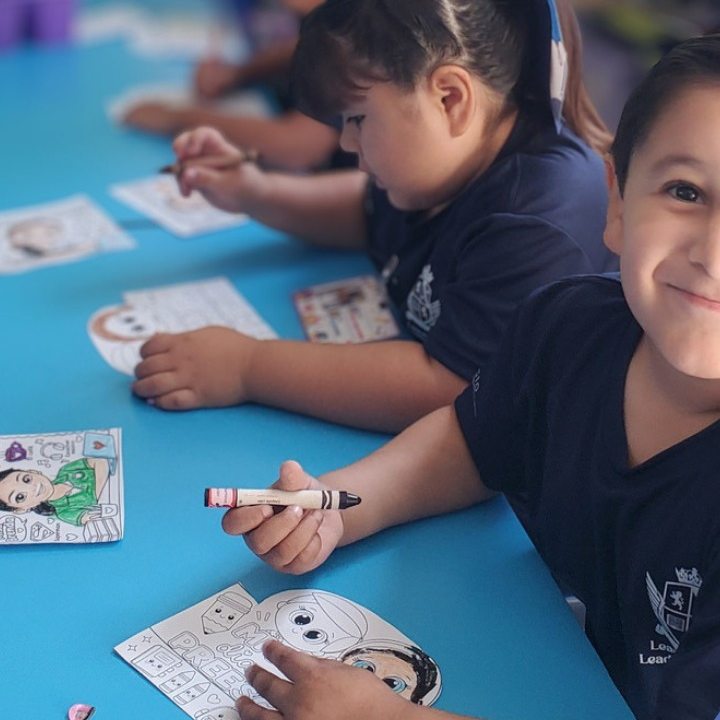 Alumno de Primaria en su primera semana de clases